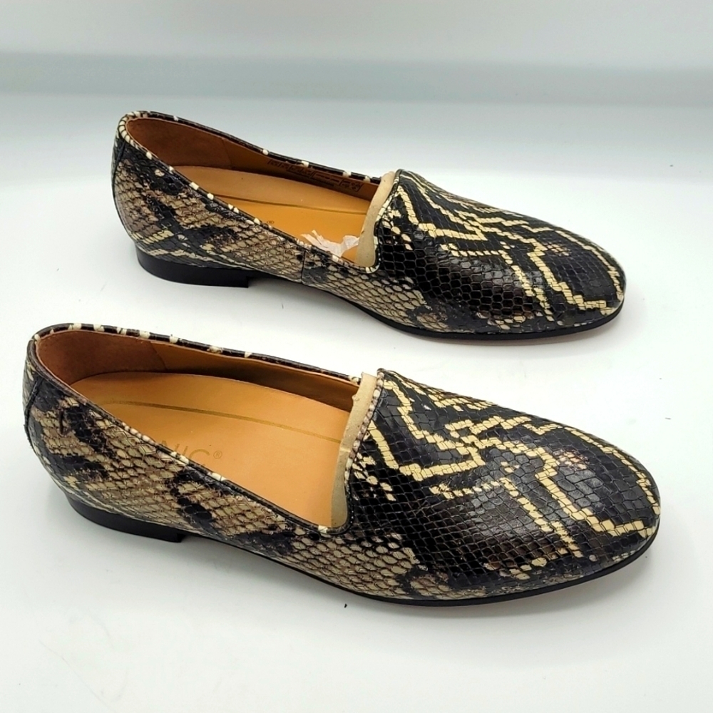 Vionic Willa Boa Black Flat Loafers Size 6.5